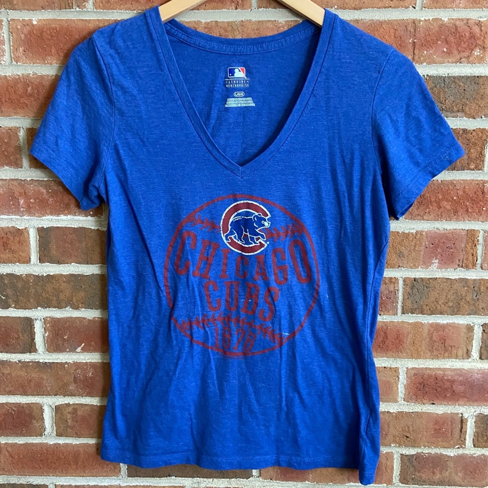 MLB Cubs Baseball T-Shirt Blue V-Neck Women's Lg
